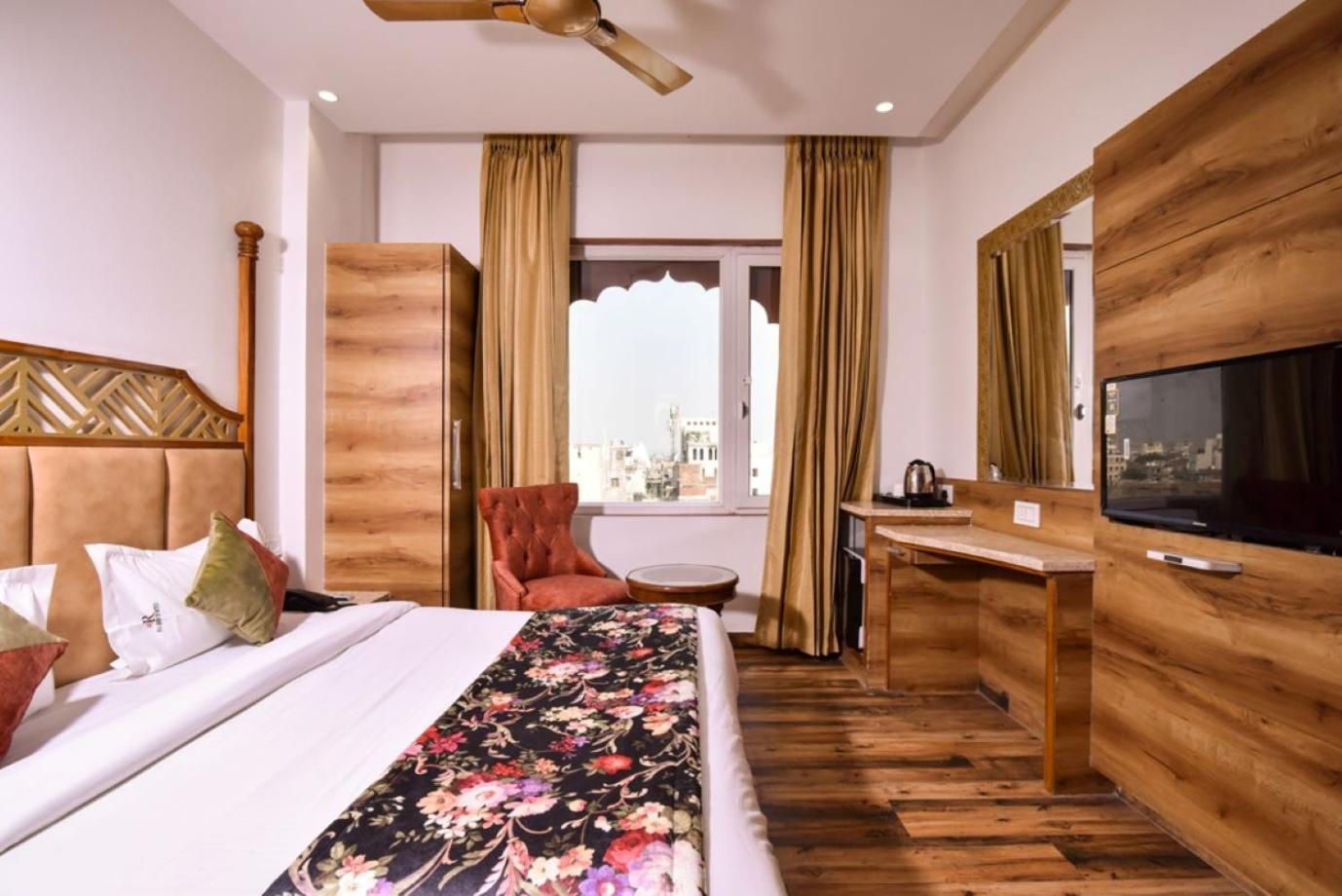 Hotel Rv Golden Амритсар Экстерьер фото